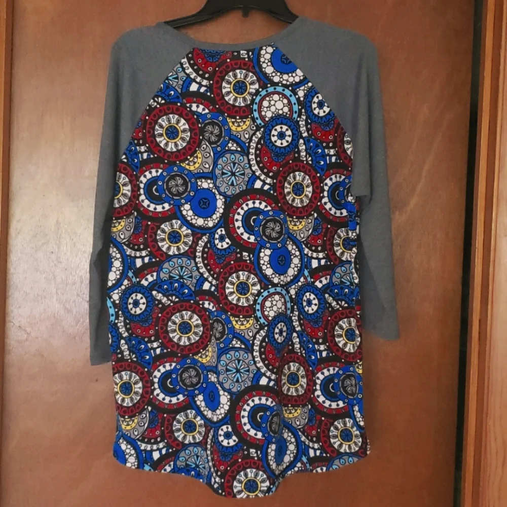 Lula Roe Randy Top - Picture 4 of 4